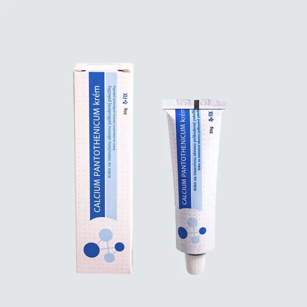 Hautcreme mit Calciumpantothenat, die eine ausgeprägte regenerierende, heilende und feuchtigkeitsspendende Wirkung hat. Als Erste Hilfe bei rissiger und trockener Haut. Calciumpantothenat-Creme