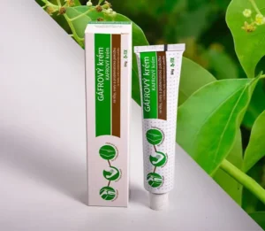 Gáfrový krém na bolesť svalov, akné aj preležaniny. Gáfrový krém: Váš univerzálny prírodný pomocník. Gáfrový krém je tradičný prírodný prípravok, ktorý prináša rýchlu úľavu od bolesti a podporuje zdravie pokožky. V našom kréme nájdete vysoký obsah účinného gáfru, ktorý ho robí mimoriadne efektívnym.